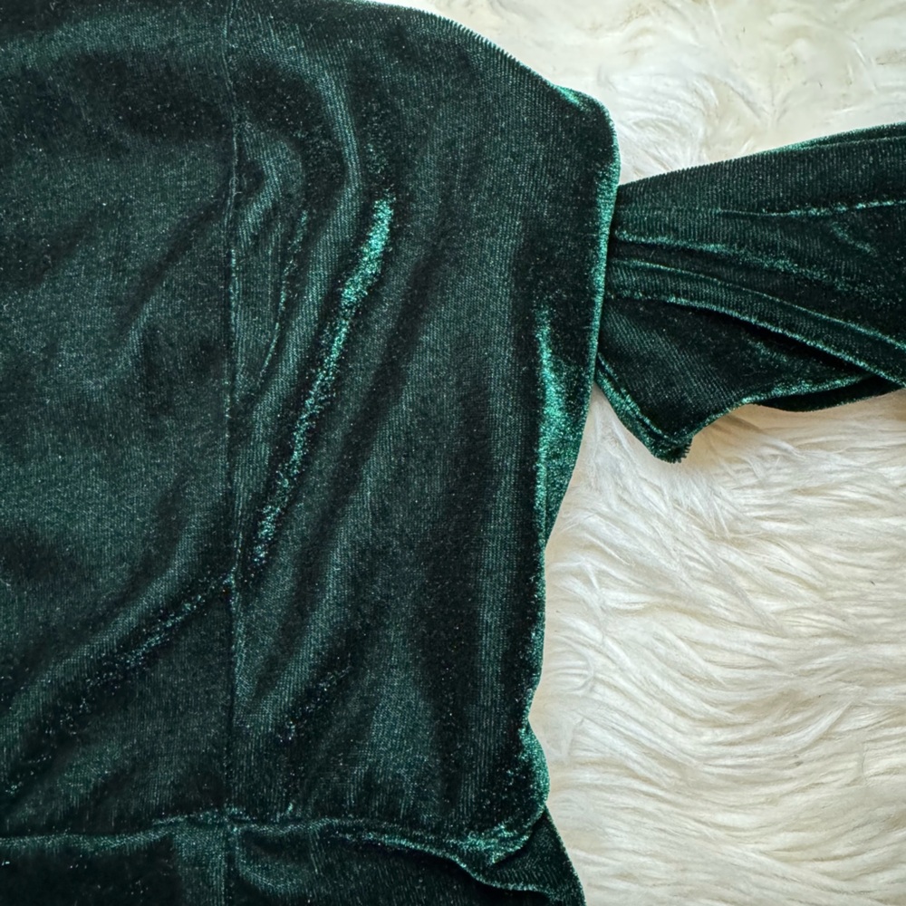 Fashion Nova Medium Off Shoulder Velvet Dress with Slit